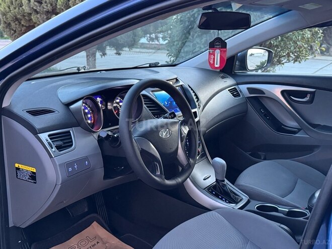 Hyundai Elantra 2015, 144,000 km - 1.8 l - Sumqayıt