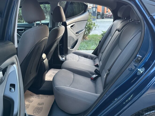 Hyundai Elantra 2015, 144,000 km - 1.8 l - Sumqayıt