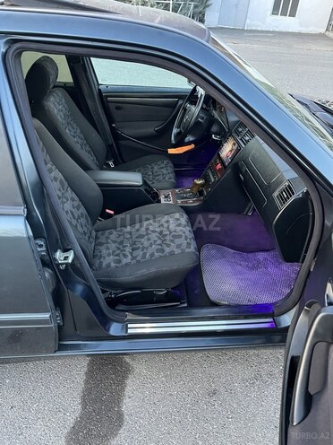 Mercedes C 200 1998, 311,226 km - 2.0 l - Şəki