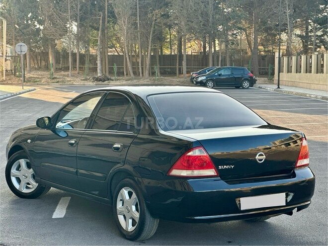 Nissan Sunny 2011, 365,485 km - 1.6 л - Sumqayıt