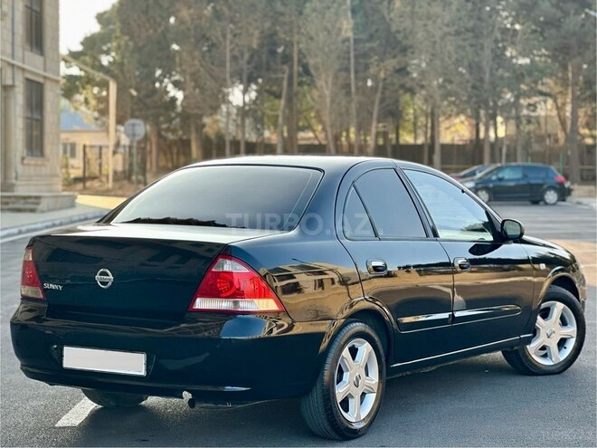 Nissan Sunny 2011, 365,485 km - 1.6 л - Sumqayıt