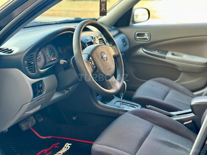 Nissan Sunny 2011, 365,485 km - 1.6 л - Sumqayıt