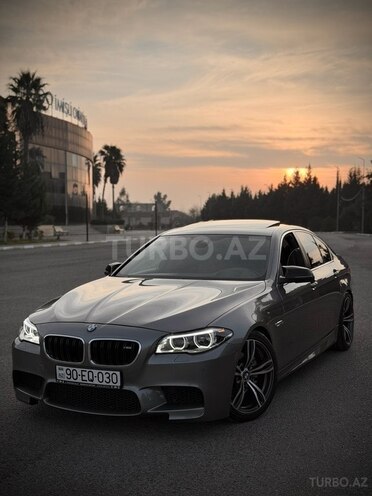 BMW 528-2