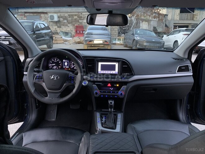 Hyundai Avante 2016, 188,376 km - 1.6 l - Bakı