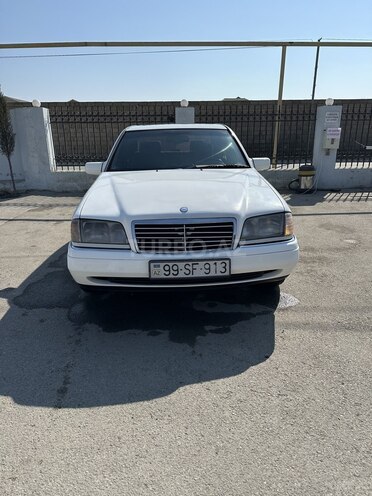 Mercedes C 280-1