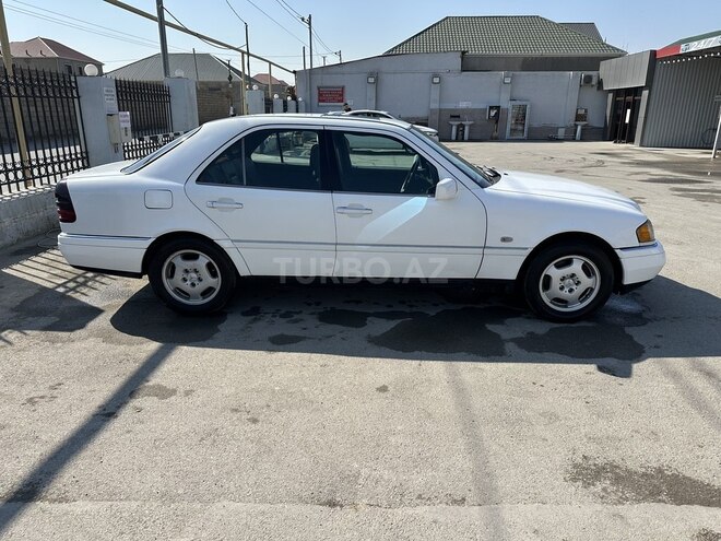 Mercedes C 280-9