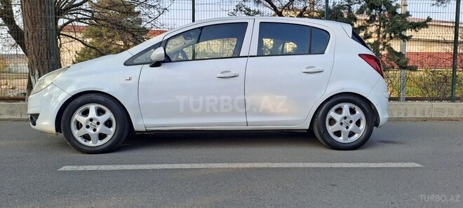 Opel Corsa 2009, 223,000 km - 1.4 l - Bakı