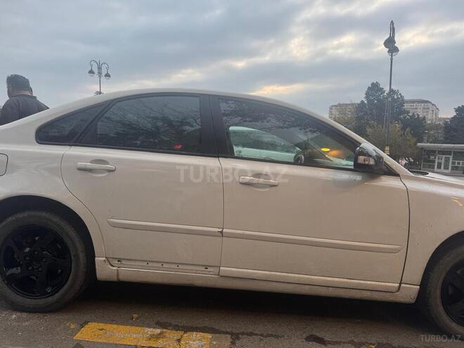 Volvo  2011, 169,000 km - 2.0 l - Bakı