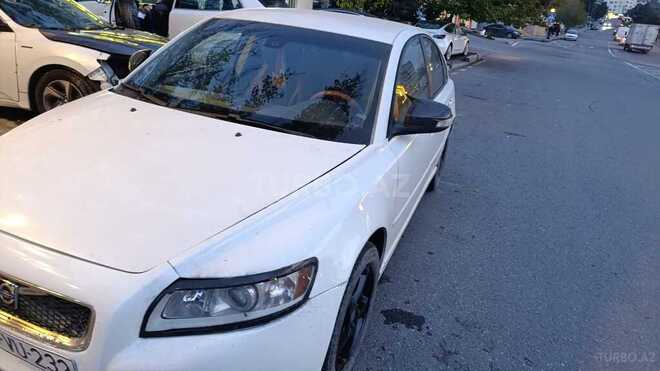 Volvo  2011, 169,000 km - 2.0 l - Bakı