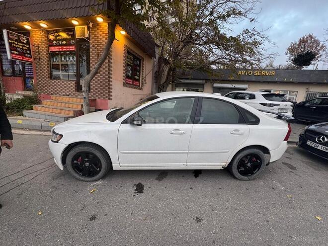 Volvo  2011, 169,000 km - 2.0 l - Bakı