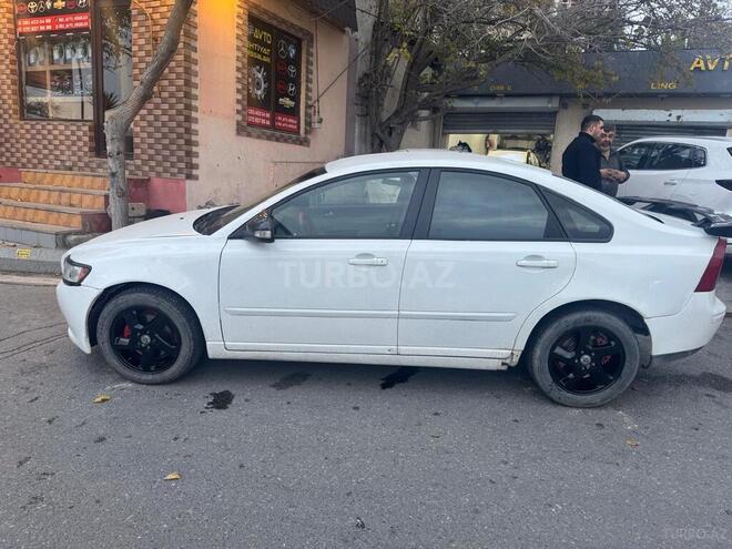 Volvo  2011, 169,000 km - 2.0 l - Bakı