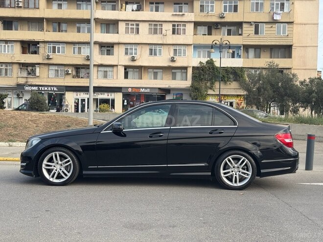 Mercedes C 250 2014, 266,000 km - 1.8 л - Bakı