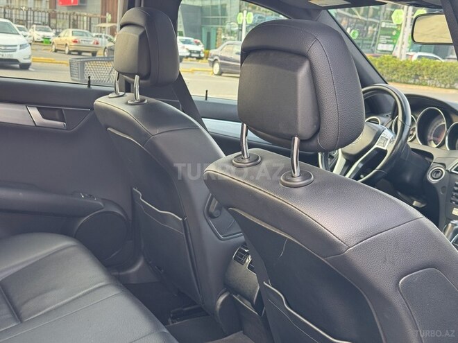 Mercedes C 250 2014, 266,000 km - 1.8 л - Bakı