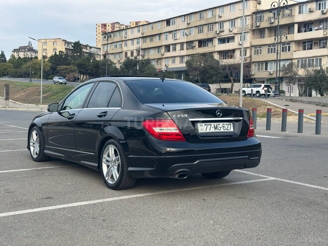Mercedes C 250 2014, 266,000 km - 1.8 л - Bakı