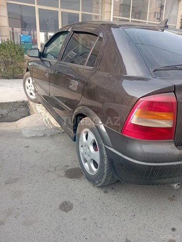 Opel Astra 2000, 343,235 km - 1.6 л - Balakən