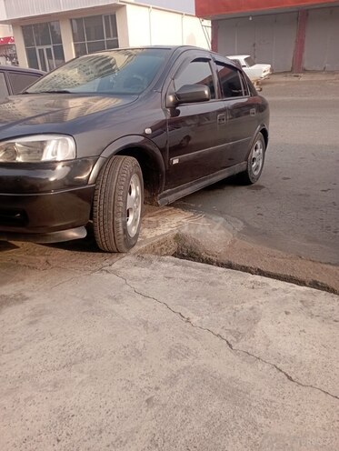 Opel Astra 2000, 343,235 km - 1.6 л - Balakən
