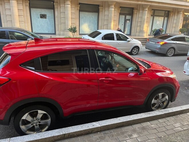 Honda HR-V 2017, 196,340 km - 1.8 l - Bakı