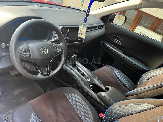 Honda HR-V 2017, 196,340 km - 1.8 l - Bakı