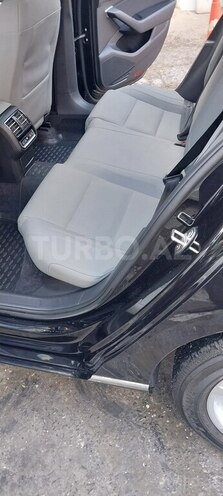 Volkswagen Passat 2018, 77,200 km - 2.0 л - Bakı