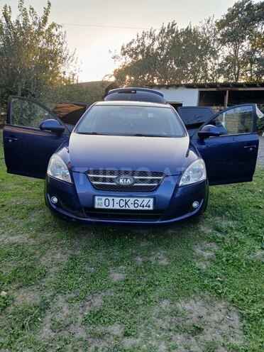 Kia Ceed 2007, 300,000 km - 1.4 l - Masallı