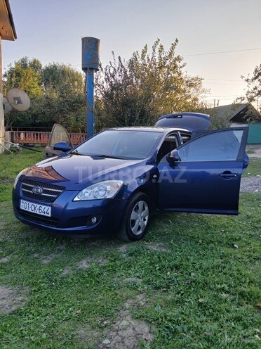 Kia Ceed 2007, 300,000 km - 1.4 l - Masallı