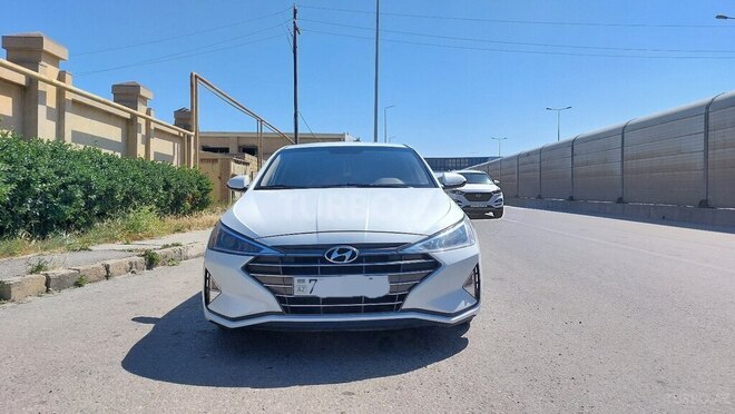 Hyundai Elantra 2019, 138,404 km - 2.0 л - Bakı