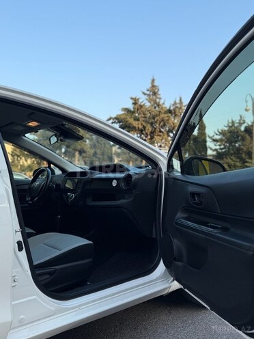 Toyota Aqua 2019, 133,000 km - 1.5 l - Bakı