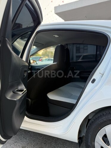 Toyota Aqua 2019, 133,000 km - 1.5 l - Bakı