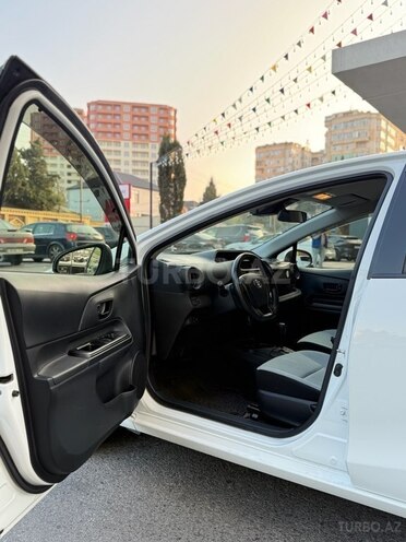 Toyota Aqua 2019, 133,000 km - 1.5 l - Bakı