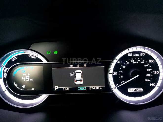 Kia Niro-13