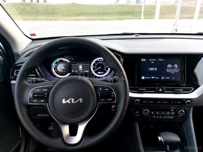 Kia Niro-12