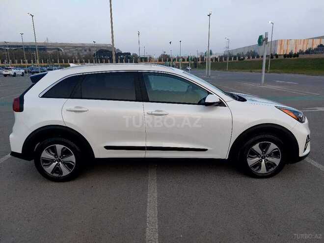 Kia Niro-5