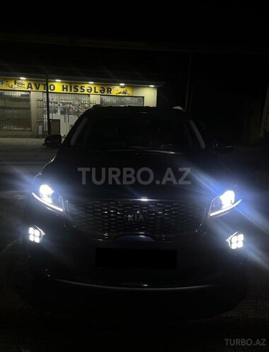 Kia Sorento 2018, 330,000 km - 2.0 l - Bakı