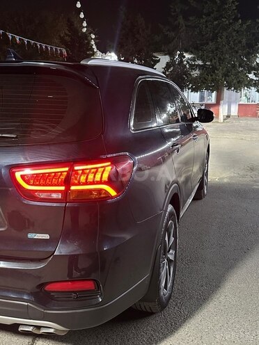 Kia Sorento 2018, 330,000 km - 2.0 l - Bakı