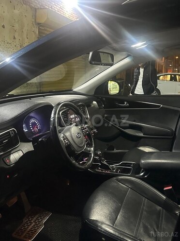 Kia Sorento 2018, 330,000 km - 2.0 l - Bakı