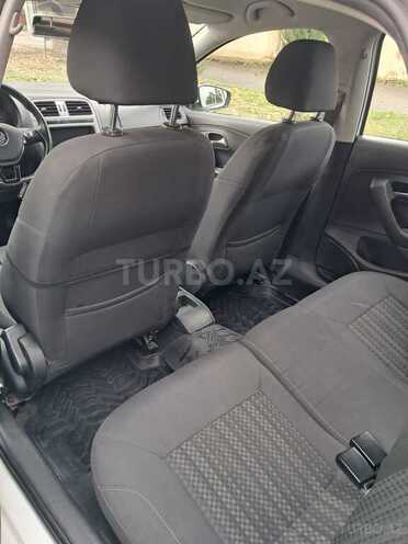 Volkswagen Polo 2019, 126,000 km - 1.6 l - Bakı