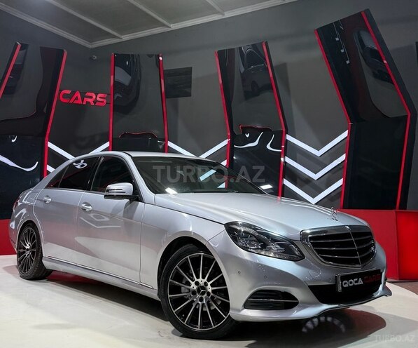 Mercedes E 220-1