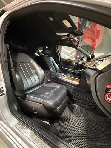 Mercedes E 220-18