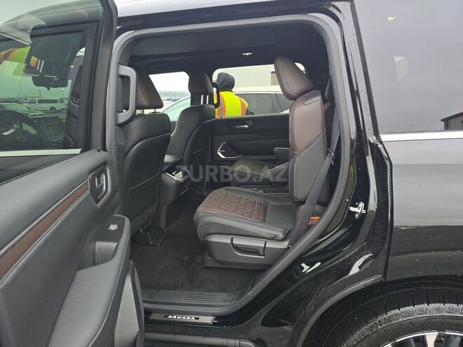 Nissan Armada-6