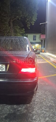 Mercedes C 230 1999, 302,000 km - 2.3 l - Göyçay