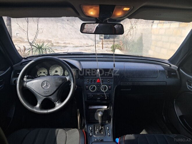 Mercedes C 230 1999, 302,000 km - 2.3 l - Göyçay