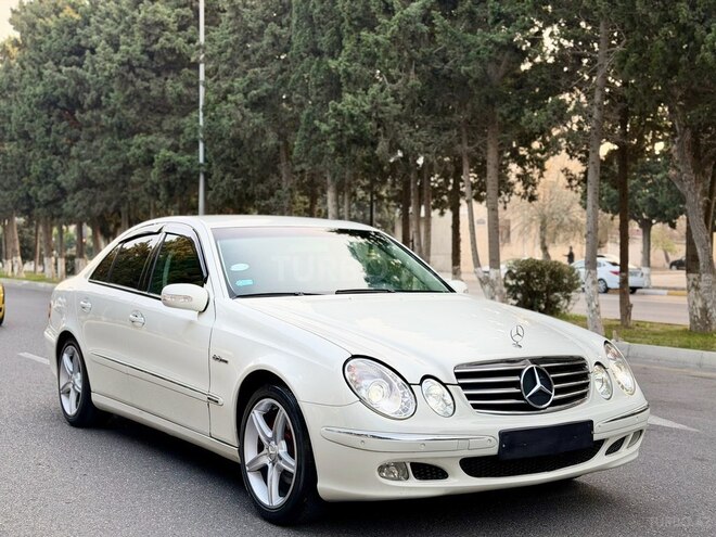 Mercedes E 220 2002, 214,114 km - 2.2 l - Xırdalan