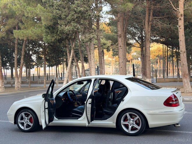Mercedes E 220 2002, 214,114 km - 2.2 l - Xırdalan