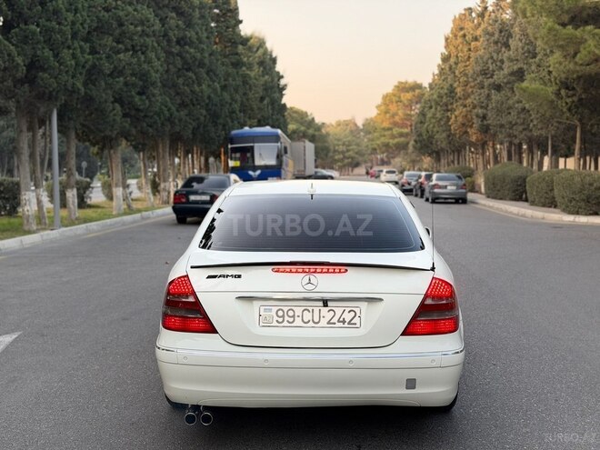 Mercedes E 220 2002, 214,114 km - 2.2 l - Xırdalan