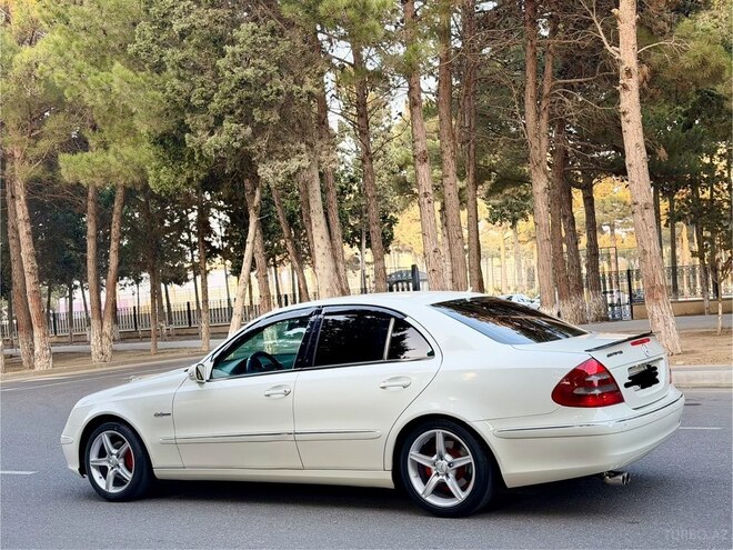 Mercedes E 220 2002, 214,114 km - 2.2 l - Xırdalan