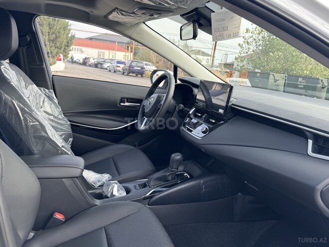 Toyota Corolla-8