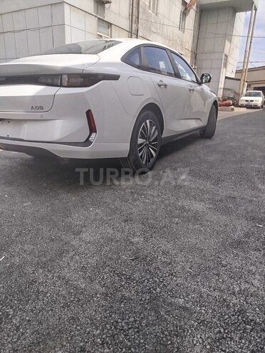 Changan Qiyuan A05 2025, 0 km - 1.5 л - Bakı