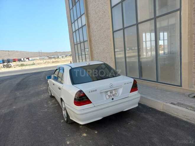 Mercedes C 200 2000, 298,500 km - 2.0 л - Qazax