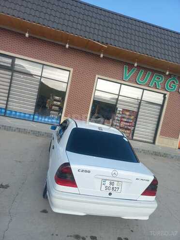 Mercedes C 200 2000, 298,500 km - 2.0 л - Qazax