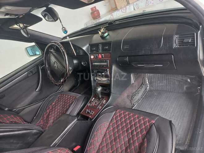 Mercedes C 200 2000, 298,500 km - 2.0 л - Qazax
